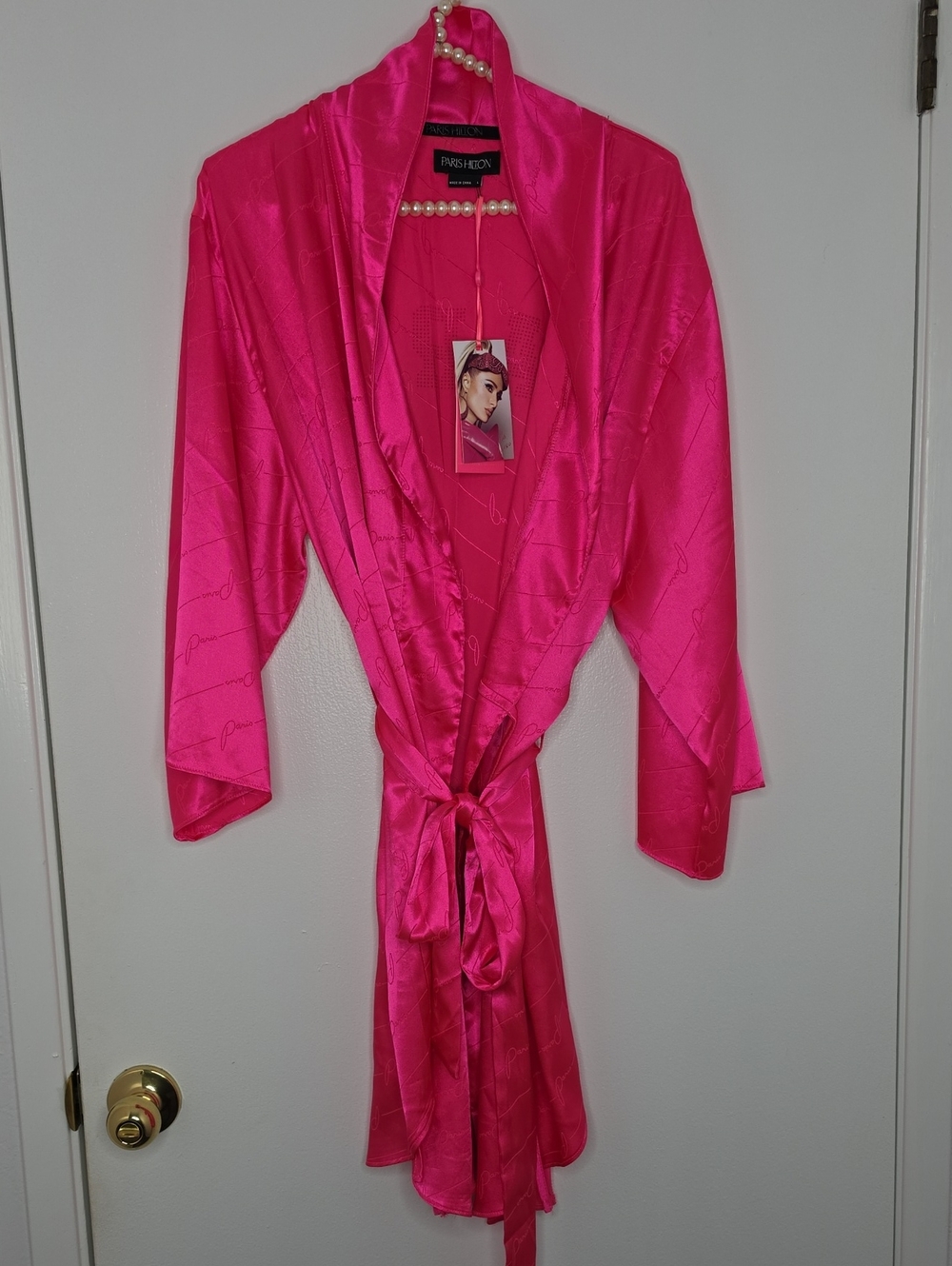Paris Hilton Hot Pink Satin Robe Size L New With Tags